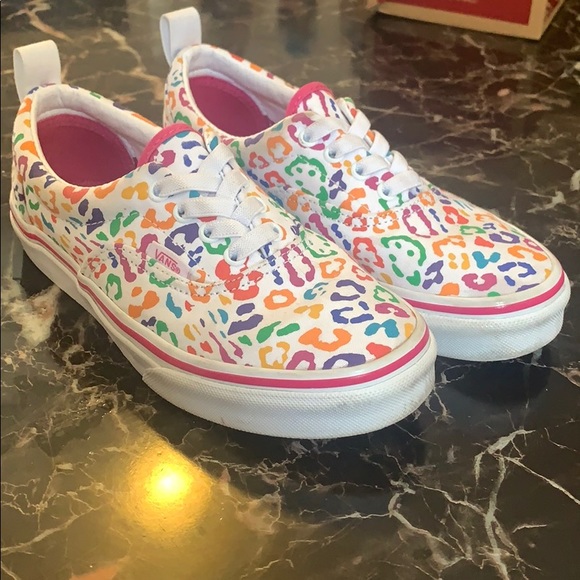 rainbow vans size 3